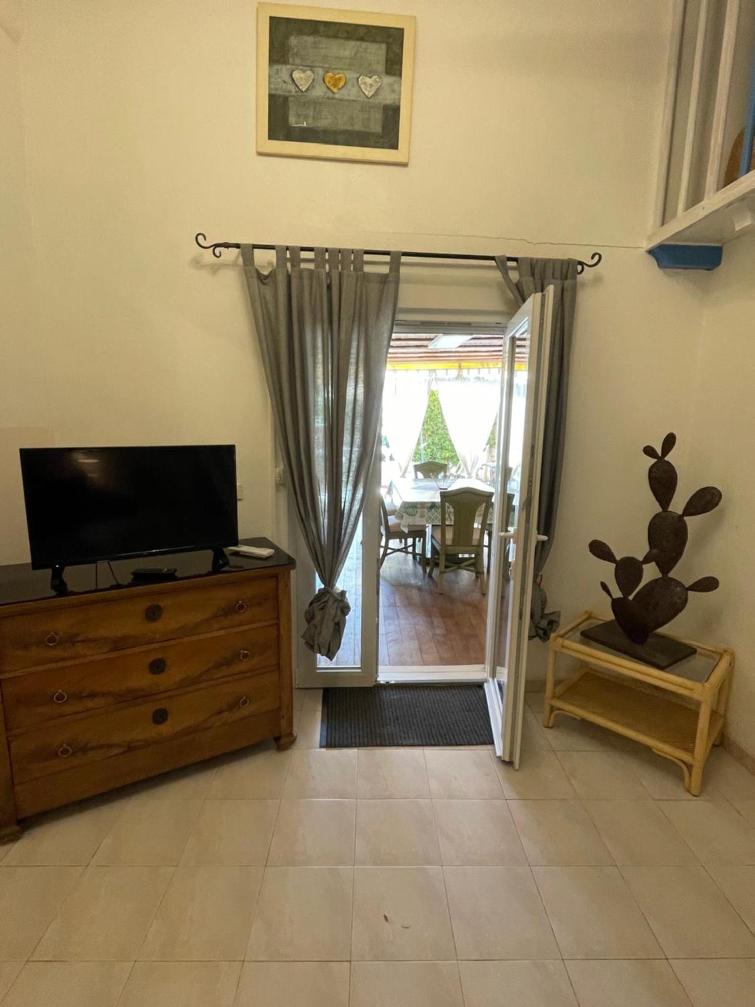 Residence Le Golfe Bleu Le Le Rayol-Canadel-sur-Mer Ngoại thất bức ảnh